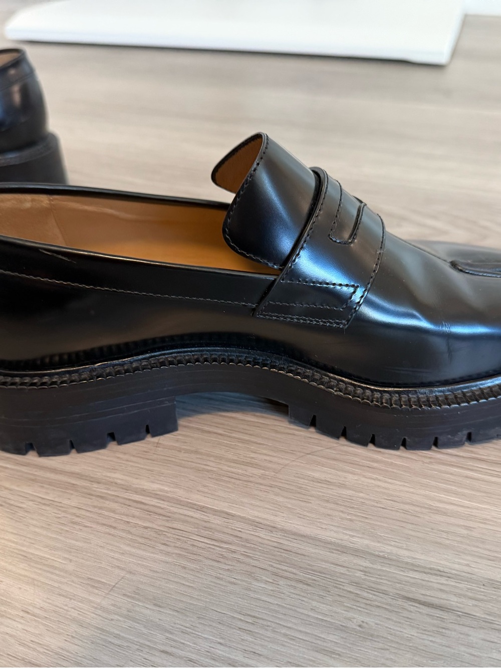 Maison Margiela Chunky Sole Tabi Loafers - Picture 9 of 12